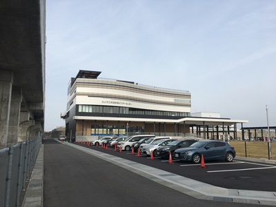 トレインパーク白山の建物