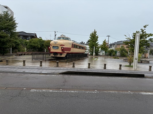 特急「こまつ」？